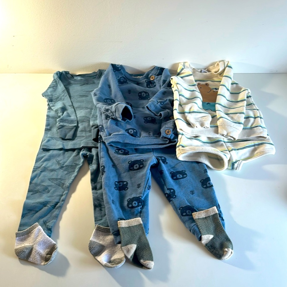 Bundle of 3 carters rabbit & bear organic boys 18 month matching sets pjs socks